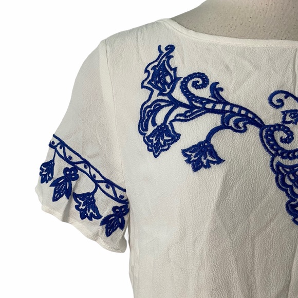 Lulus embroidered shift dress sz- med - Picture 4 of 8